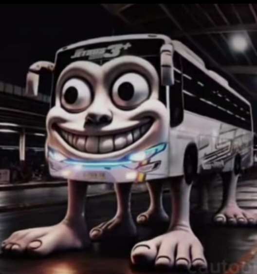 Rang Reng Rang White Bianco Grande Bus Ireng - Italian Brainrot Wiki